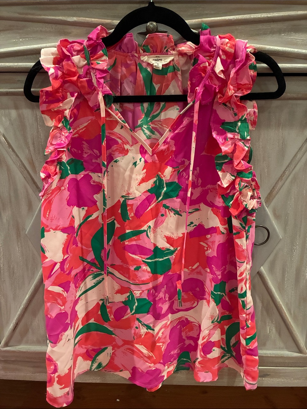 entro Pink Floral Ruffle Tie-Neck Sleeveless Blouse